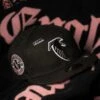 NEW ERA 59FIFTY NFL ATLANTA FALCONS 1966 ESTABLISHED BLACK / PINK UV FITTED CAP 1 NEW ERA 59FIFTY NFL ATLANTA FALCONS 1966 ESTABLISHED BLACK / PINK UV FITTED CAP -Headwear store 20250225 IMG 9959 Editcopy