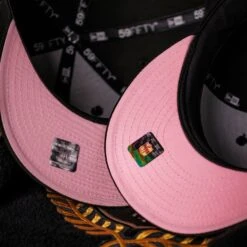 NEW ERA 59FIFTY NFL ATLANTA FALCONS 1966 ESTABLISHED BLACK / PINK UV FITTED CAP -Headwear store 20250225 IMG 9982 Editcopy