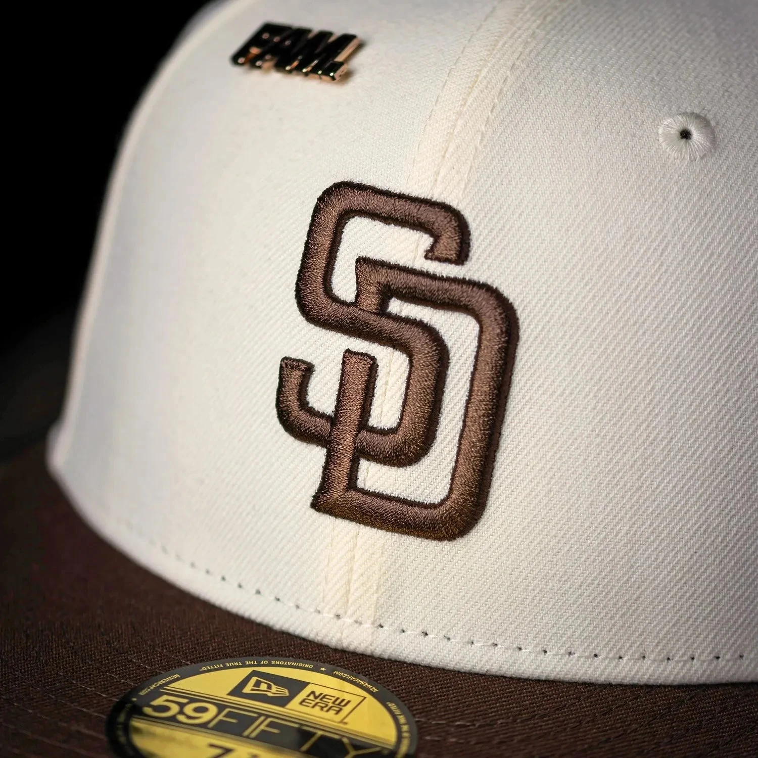 NEW ERA 59FIFTY MLB SAN DIEGO PADRES 40TH ANNIVERSARY TWO TONE / KELLY GREEN UV FITTED CAP 4 NEW ERA 59FIFTY MLB SAN DIEGO PADRES 40TH ANNIVERSARY TWO TONE / KELLY GREEN UV FITTED CAP - Image 2