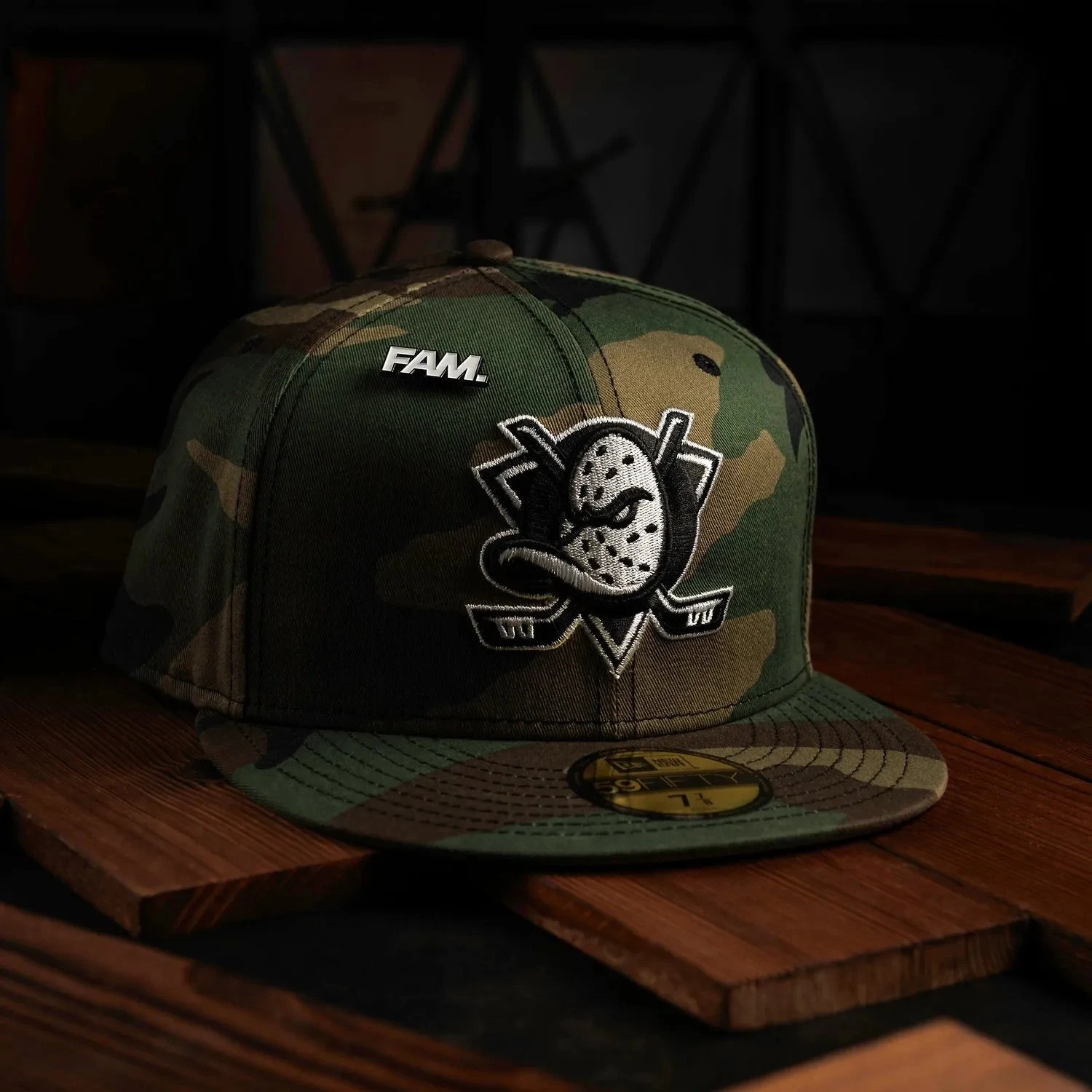 NEW ERA 59FIFTY NHL ANAHEIM DUCKS CAMO / GREY UV FITTED CAP 3 NEW ERA 59FIFTY NHL ANAHEIM DUCKS CAMO / GREY UV FITTED CAP