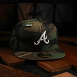 NEW ERA 59FIFTY MLB ATLANTA BRAVES CAMO / GREY UV FITTED CAP