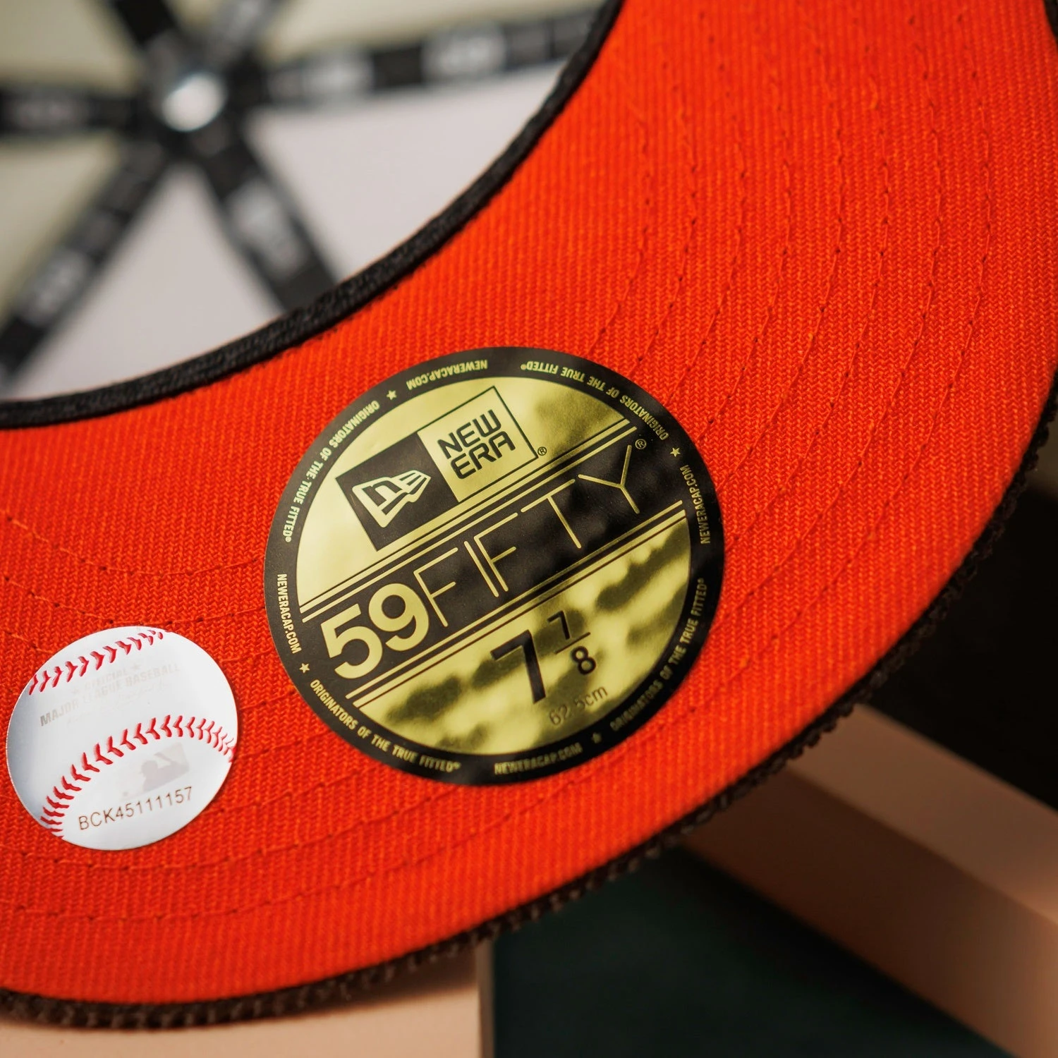 NEW ERA 59FIFTY MLB LOS ANGELES DODGERS WORLD SERIES 1963 TWO TONE / ORANGE UV FITTED CAP 6 NEW ERA 59FIFTY MLB LOS ANGELES DODGERS WORLD SERIES 1963 TWO TONE / ORANGE UV FITTED CAP - Image 4