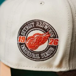NEW ERA 59FIFTY NHL DETROIT RED WINGS INAUGURAL SEASON 1926 TWO TONE / ORANGE UV FITTED CAP 11 NEW ERA 59FIFTY NHL DETROIT RED WINGS INAUGURAL SEASON 1926 TWO TONE / ORANGE UV FITTED CAP -Headwear store 20250617 IMG 5810 Editcopy