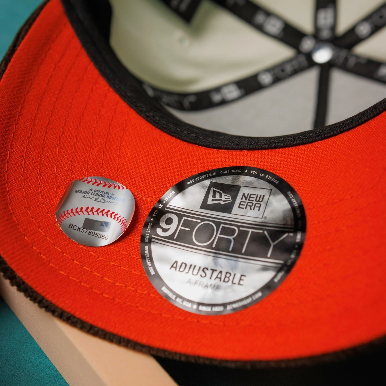 NEW ERA 9FORTY A-FRAME MLB SAN FRANCISCO GIANTS WORLD SERIES 2010 TWO TONE / ORANGE UV SNAPBACK 6 NEW ERA 9FORTY A-FRAME MLB SAN FRANCISCO GIANTS WORLD SERIES 2010 TWO TONE / ORANGE UV SNAPBACK - Image 4