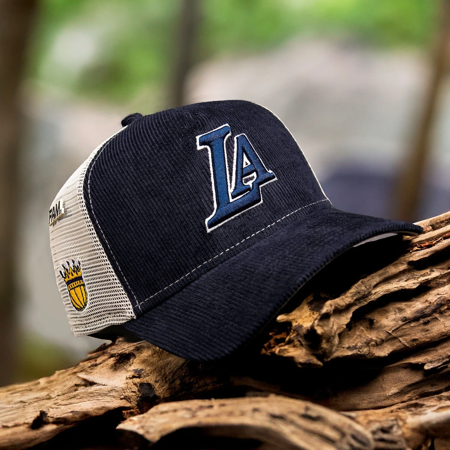 LOS ANGELES LAKERS NBA NAVY GRAY UV / NEW ERA 9FORTY A-FRAME TRUCKER 3 LOS ANGELES LAKERS NBA NAVY GRAY UV / NEW ERA 9FORTY A-FRAME TRUCKER