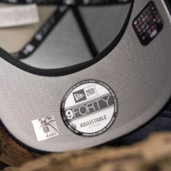 LOS ANGELES LAKERS NBA NAVY GRAY UV / NEW ERA 9FORTY A-FRAME TRUCKER 13 LOS ANGELES LAKERS NBA NAVY GRAY UV / NEW ERA 9FORTY A-FRAME TRUCKER -Headwear store 20250619 IMG 6309 Editcopy