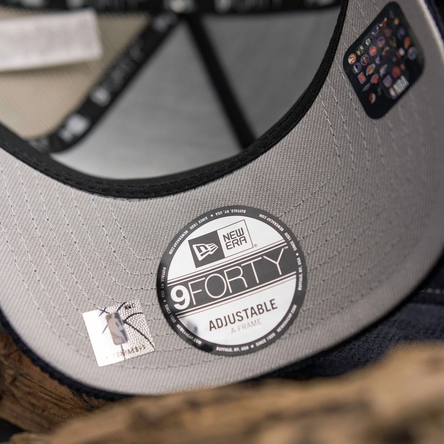 LOS ANGELES LAKERS NBA NAVY GRAY UV / NEW ERA 9FORTY A-FRAME TRUCKER 8 LOS ANGELES LAKERS NBA NAVY GRAY UV / NEW ERA 9FORTY A-FRAME TRUCKER - Image 6