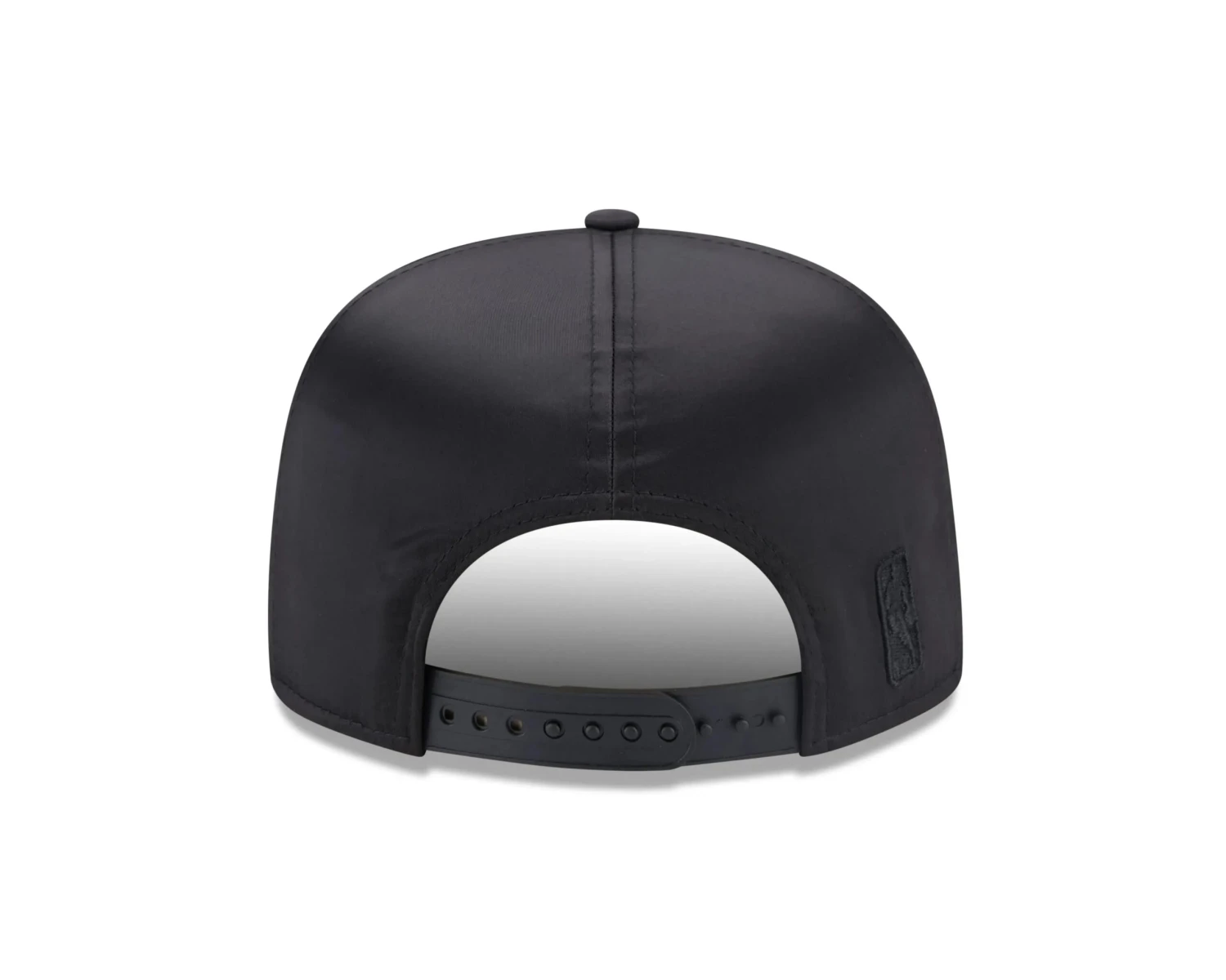NEW ERA RETRO GOLFER CHICAGO BULLS BLACK CAP 4 NEW ERA RETRO GOLFER CHICAGO BULLS BLACK CAP - Image 2