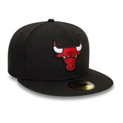 NEW ERA 59FIFTY NBA ESSENTIAL CHICAGO BULLS BLACK FITTED CAP -Headwear store 60471480 2