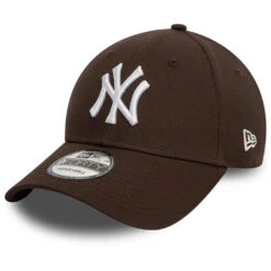 NEW ERA 9FORTY MLB LEAGUE ESSENTIAL NEW YORK YANKEES BROWN CAP