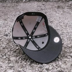 NEW ERA 59FIFTY MLB LOS ANGELES DODGERS 60TH ANNIVERSARY TWO TONE / GRAPHITE UV FITTED CAP 14 NEW ERA 59FIFTY MLB LOS ANGELES DODGERS 60TH ANNIVERSARY TWO TONE / GRAPHITE UV FITTED CAP -Headwear store DSC00989