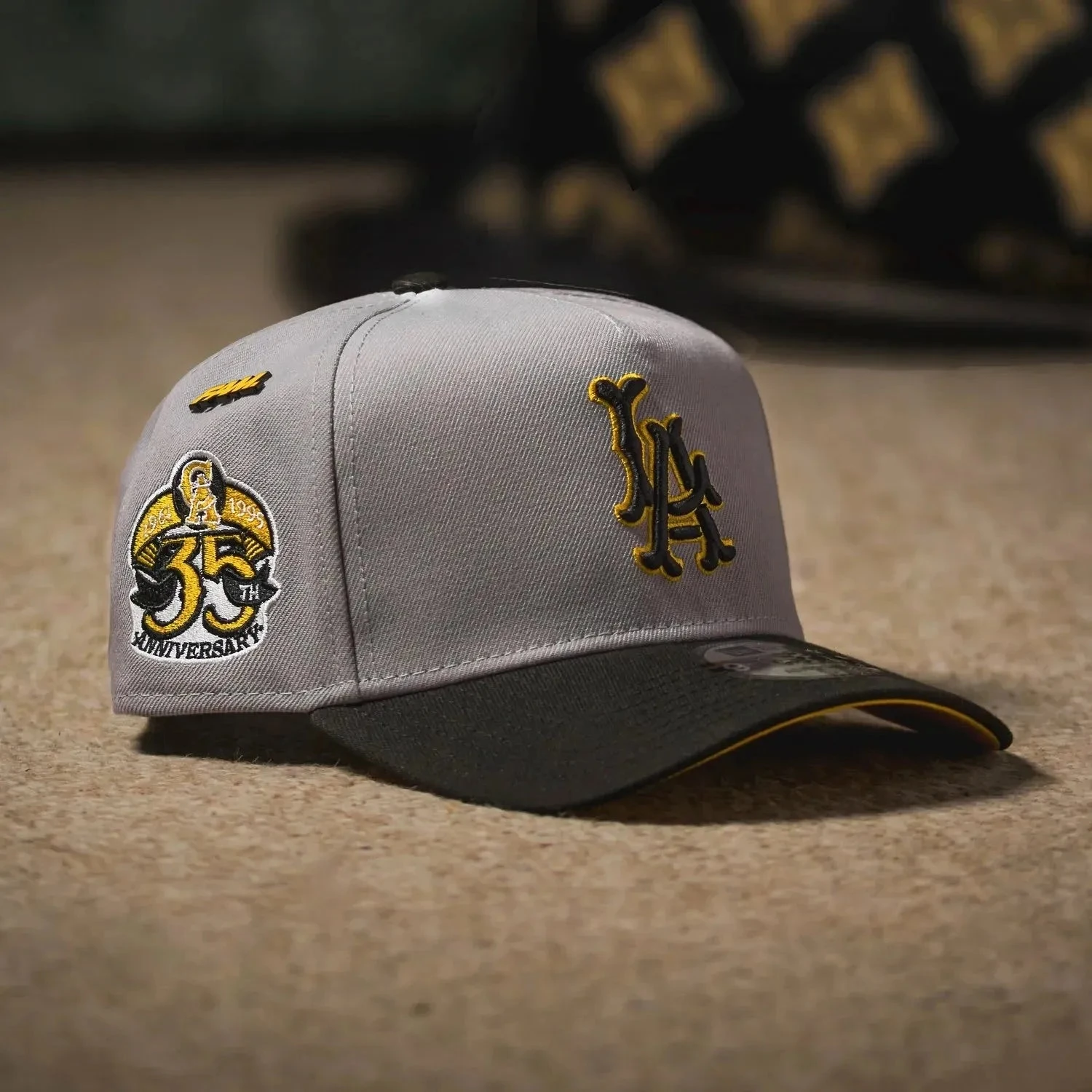 NEW ERA 9FORTY LOS ANGELES ANGELS 35TH ANNIVERSARY TWO TONE / YELLOW UV 3 NEW ERA 9FORTY LOS ANGELES ANGELS 35TH ANNIVERSARY TWO TONE / YELLOW UV