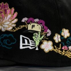 FAM ZOMBIE HAND PIN 6 FAM ZOMBIE HAND PIN -Headwear store IMG 1137