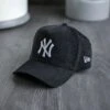 NEW ERA 9FORTY A-FRAME MLB NEW YORK YANKEES BLACK CORD / KELLY GREEN UV SNAPBACK -Headwear store MLB9FORTYA FRAMENewYorkYankeesblackcorduroycap