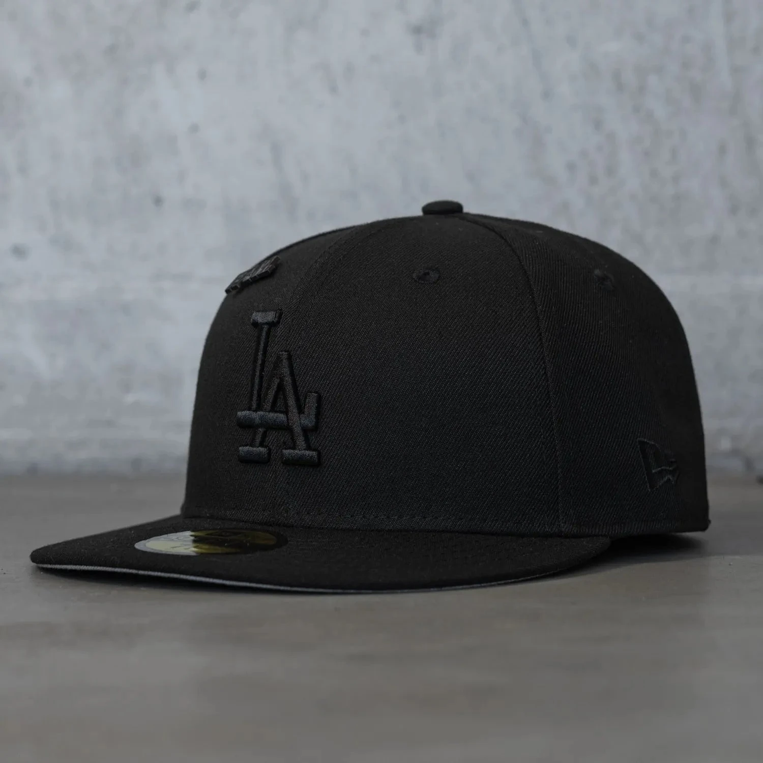NEW ERA 59FIFTY MLB LOS ANGELES DODGERS 50TH ANNIVERSARY BLACK / GREY UV FITTED CAP 8 NEW ERA 59FIFTY MLB LOS ANGELES DODGERS 50TH ANNIVERSARY BLACK / GREY UV FITTED CAP - Image 6