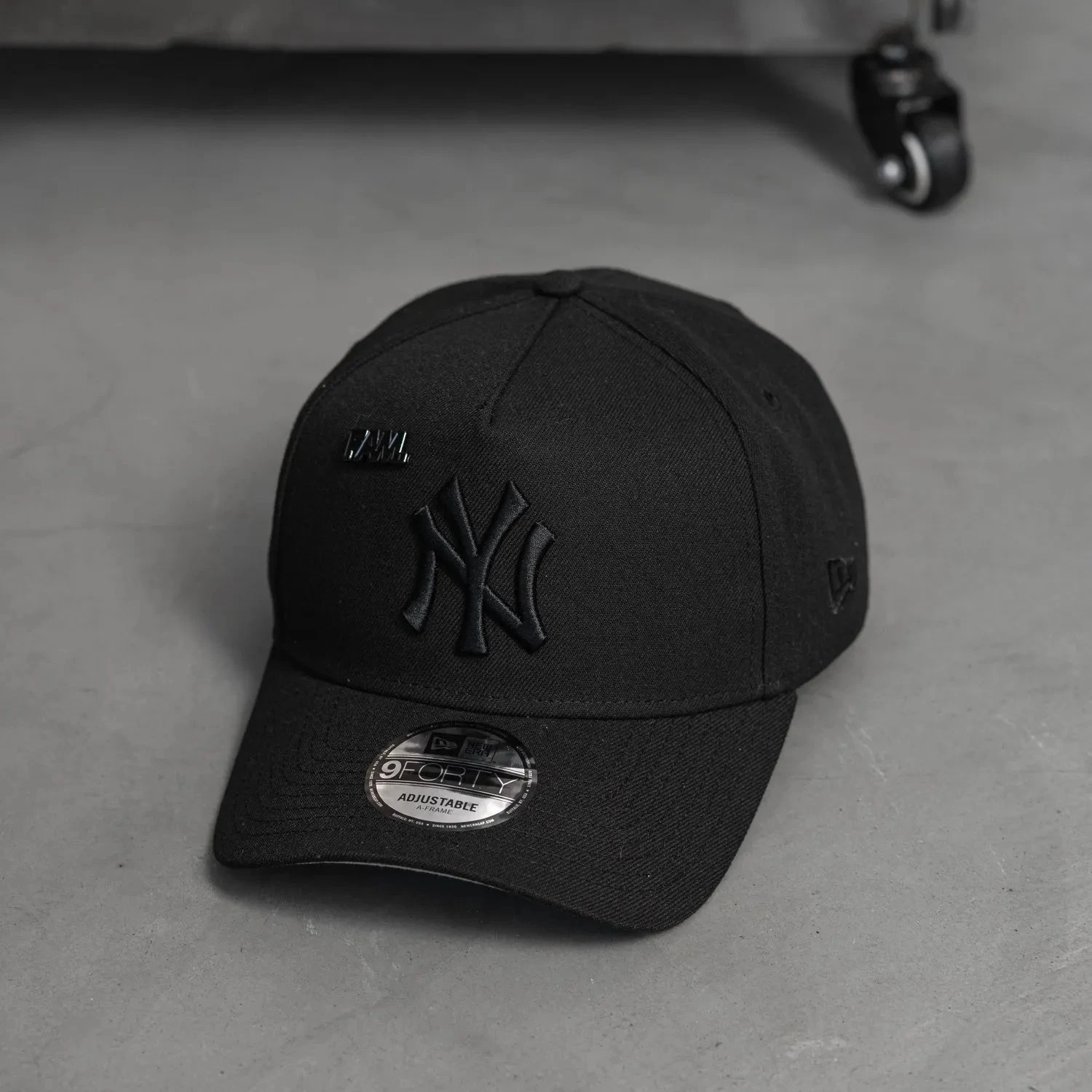 NEW ERA 9FORTY A-FRAME MLB NEW YORK YANKEES BLACK / GREY UV SNAPBACK 8 NEW ERA 9FORTY A-FRAME MLB NEW YORK YANKEES BLACK / GREY UV SNAPBACK - Image 6