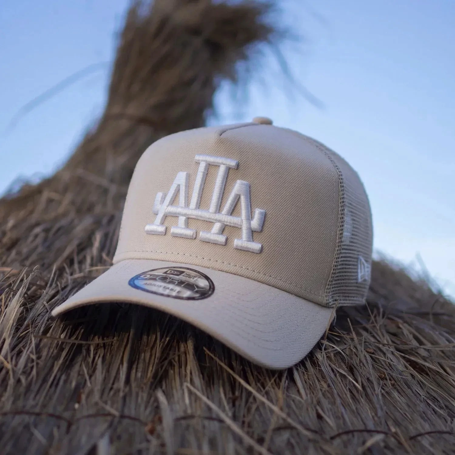 NEW ERA 9FORTY A-FRAME LOS ANGELES DODGERS MIRROR LOGO STONE / GREY UV TRUCKER 3 NEW ERA 9FORTY A-FRAME LOS ANGELES DODGERS MIRROR LOGO STONE / GREY UV TRUCKER