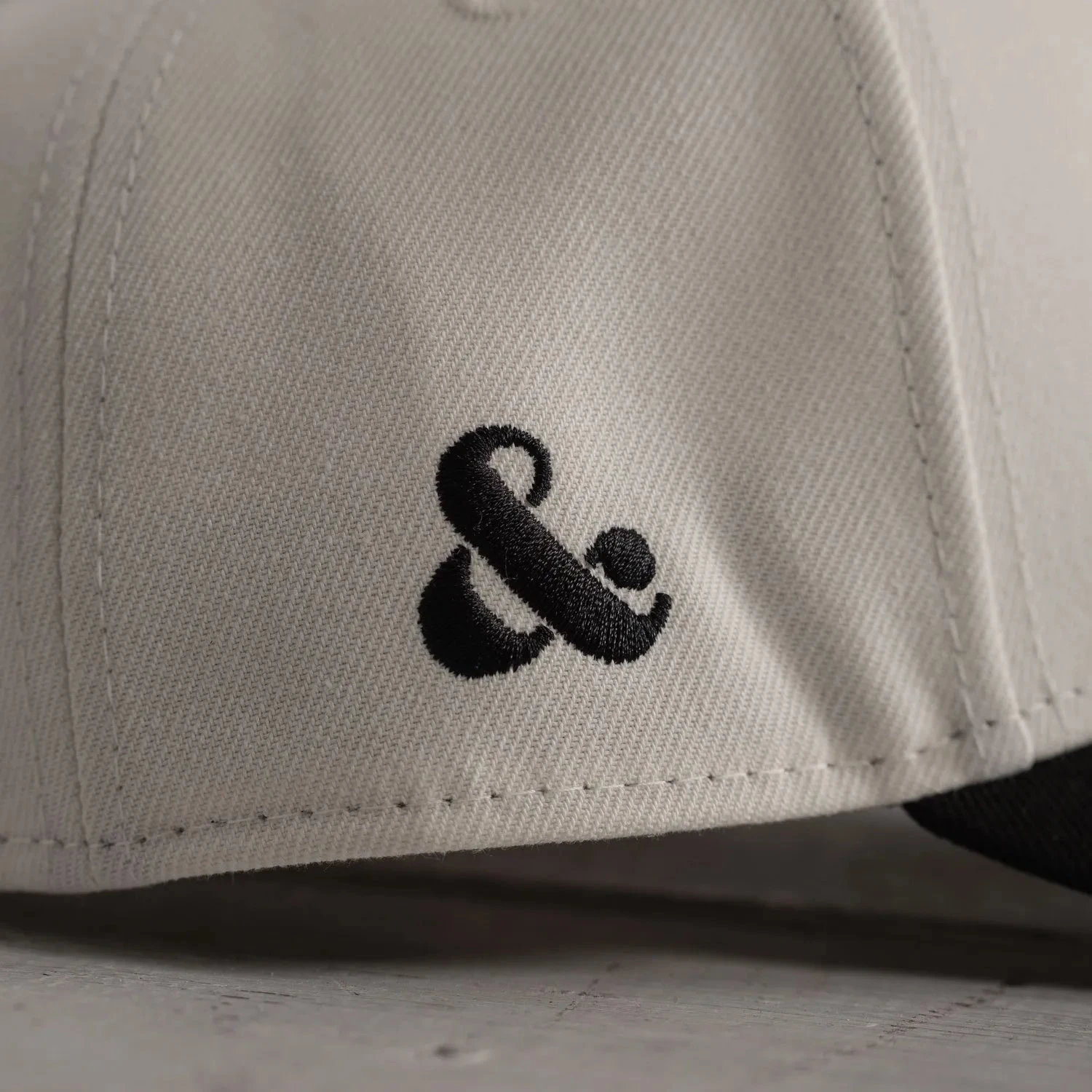 NEW ERA 9FORTY A-FRAME MLB CHICAGO WHITE SOX FOREVER & EVER TWO TONE / GREY UV SNAPBACK CAP 6 NEW ERA 9FORTY A-FRAME MLB CHICAGO WHITE SOX FOREVER & EVER TWO TONE / GREY UV SNAPBACK CAP - Image 4