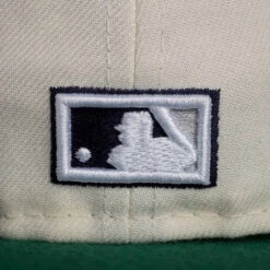 NEW ERA 59FIFTY MLB NEW YORK YANKEES WS 1999 TWO TONE / GREY UV FITTED CAP 12 NEW ERA 59FIFTY MLB NEW YORK YANKEES WS 1999 TWO TONE / GREY UV FITTED CAP -Headwear store P1283228