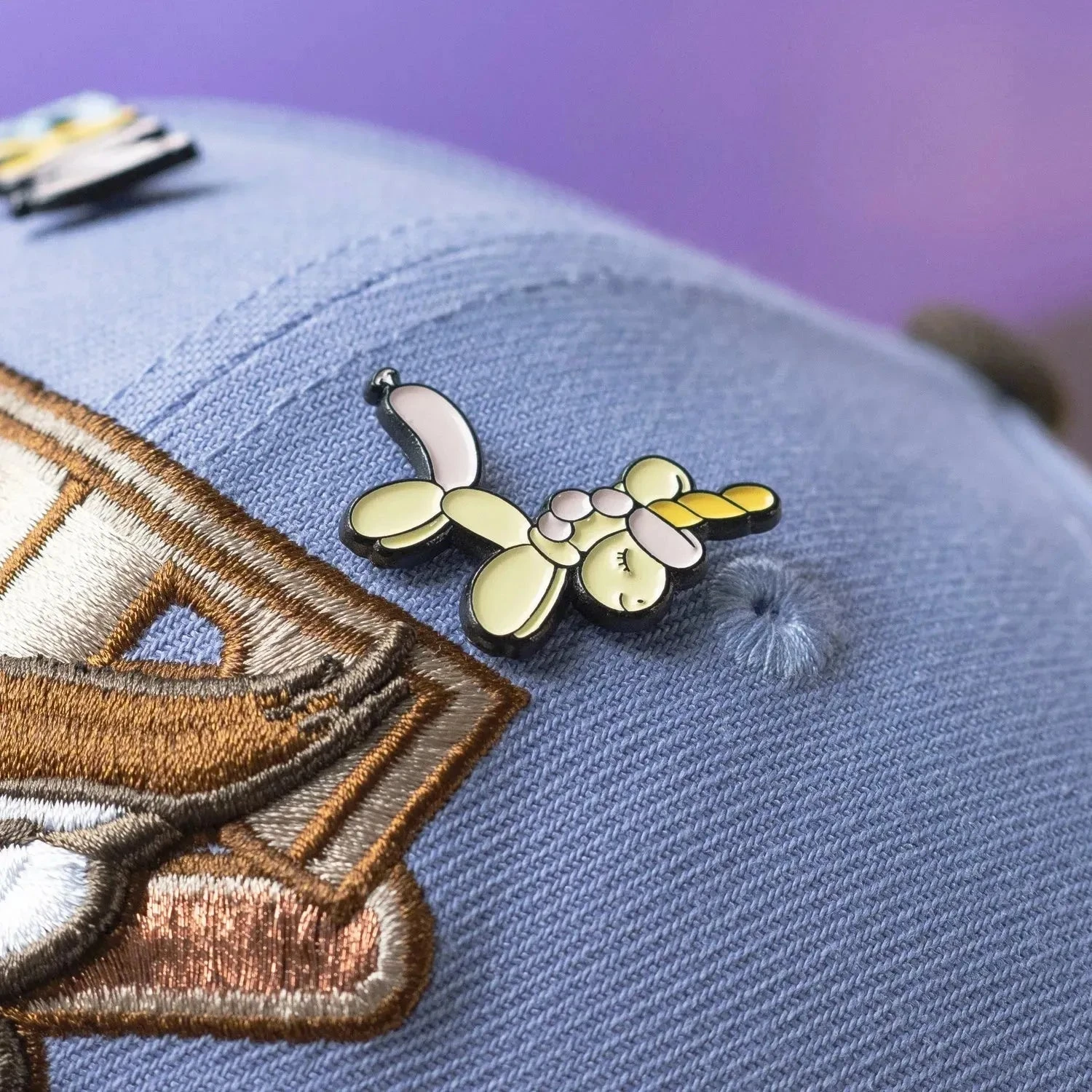 BALLOON UNICORN PIN 5 BALLOON UNICORN PIN - Image 3