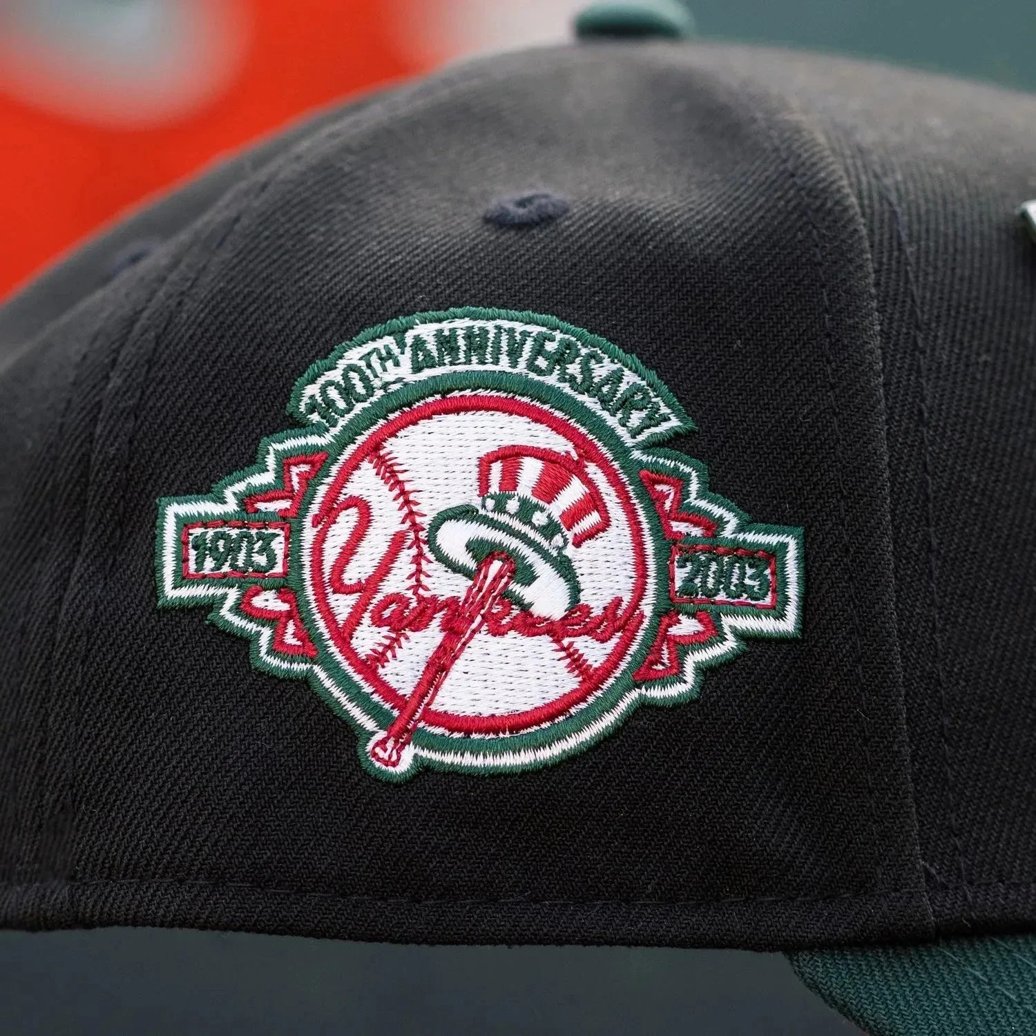 NEW ERA 9FORTY A-FRAME NEW YORK YANKEES 100TH ANNIVERSARY TWO TONE / SCARLET UV SNAPBACK 4 NEW ERA 9FORTY A-FRAME NEW YORK YANKEES 100TH ANNIVERSARY TWO TONE / SCARLET UV SNAPBACK - Image 2