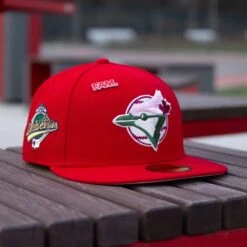 NEW ERA 59FIFTY MLB TORONTO BLUE JAYS WORLD SERIES 1992 RED / PINK UV FITTED CAP