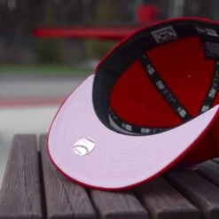 NEW ERA 59FIFTY MLB TORONTO BLUE JAYS WORLD SERIES 1992 RED / PINK UV FITTED CAP -Headwear store P4151168