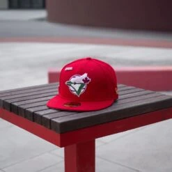 NEW ERA 59FIFTY MLB TORONTO BLUE JAYS WORLD SERIES 1992 RED / PINK UV FITTED CAP -Headwear store P4151182