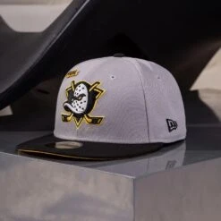 ANAHEIM DUCKS CAP GREY 30TH PATCH / NEW ERA 59FIFTY FITTED 12 ANAHEIM DUCKS CAP GREY 30TH PATCH / NEW ERA 59FIFTY FITTED -Headwear store P4162981