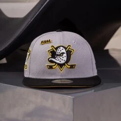 ANAHEIM DUCKS CAP GREY 30TH PATCH / NEW ERA 59FIFTY FITTED 14 ANAHEIM DUCKS CAP GREY 30TH PATCH / NEW ERA 59FIFTY FITTED -Headwear store P4162982