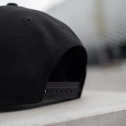 NEW ERA 9FORTY A-FRAME MLB CHICAGO WHITE SOX COMISKEY PARK BLACK / KELLY GREEN UV SNAPBACK 11 NEW ERA 9FORTY A-FRAME MLB CHICAGO WHITE SOX COMISKEY PARK BLACK / KELLY GREEN UV SNAPBACK -Headwear store P5041206