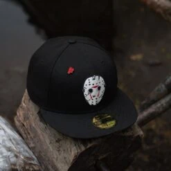 NEW ERA 59FIFTY FRIDAY THE 13TH BLACK / GREY UV FITTED CAP