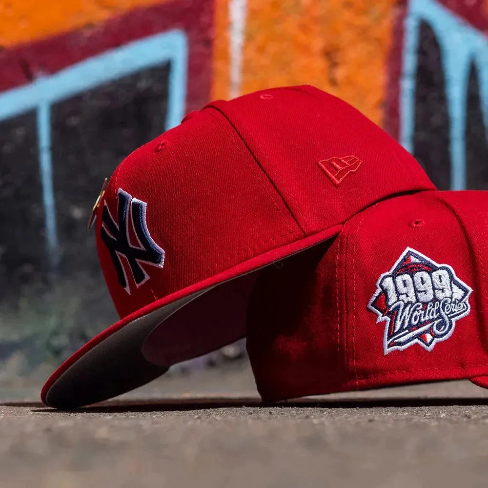 NEW ERA 59FIFTY MLB NEW YORK YANKEES WORLD SERIES 1999 NOOKIE EDITION RED / GREY UV FITTED CAP 4 NEW ERA 59FIFTY MLB NEW YORK YANKEES WORLD SERIES 1999 NOOKIE EDITION RED / GREY UV FITTED CAP - Image 2