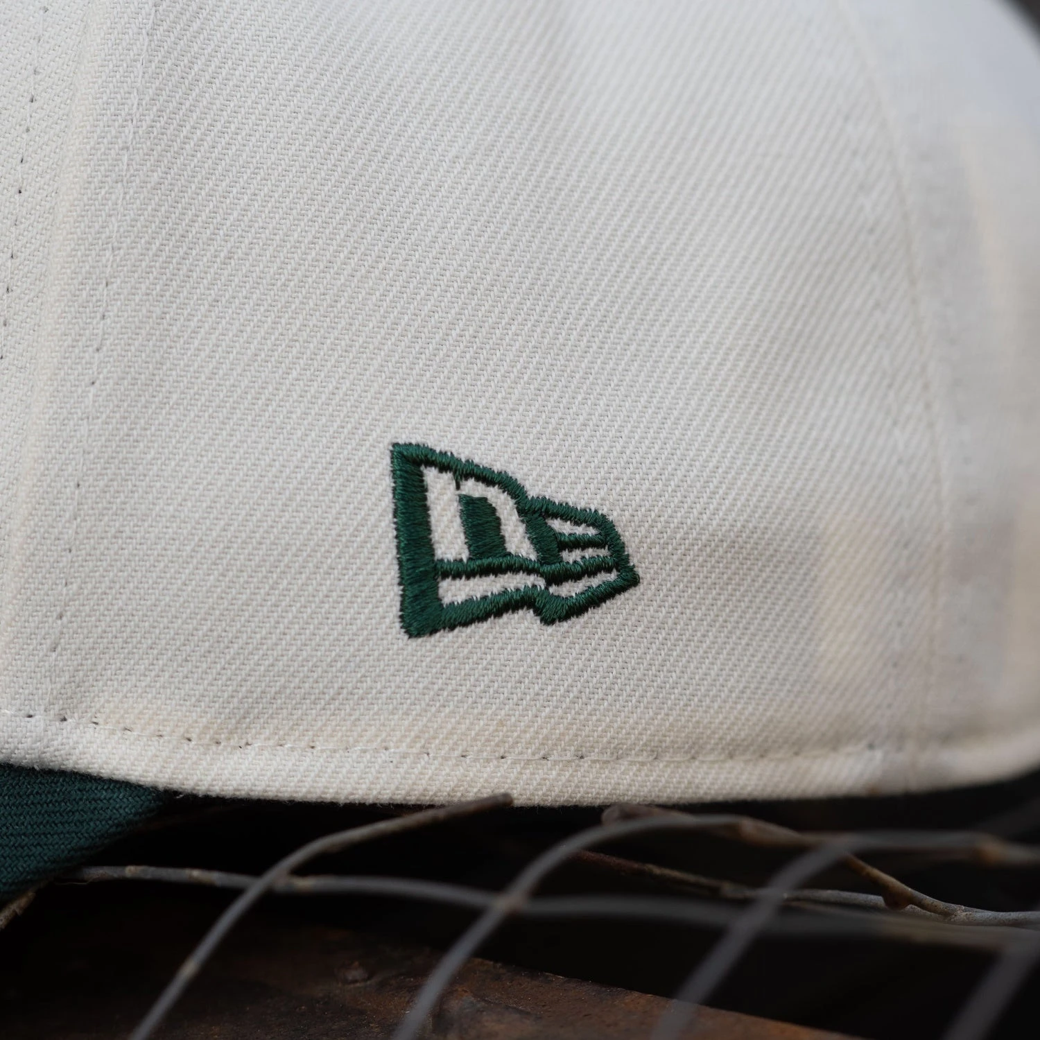 NEW ERA 9FORTY A-FRAME OAKLAND ATHLETICS WORLD SERIES 1989 TWO TONE / YELLOW UV SNAPBACK 5 NEW ERA 9FORTY A-FRAME OAKLAND ATHLETICS WORLD SERIES 1989 TWO TONE / YELLOW UV SNAPBACK - Image 3