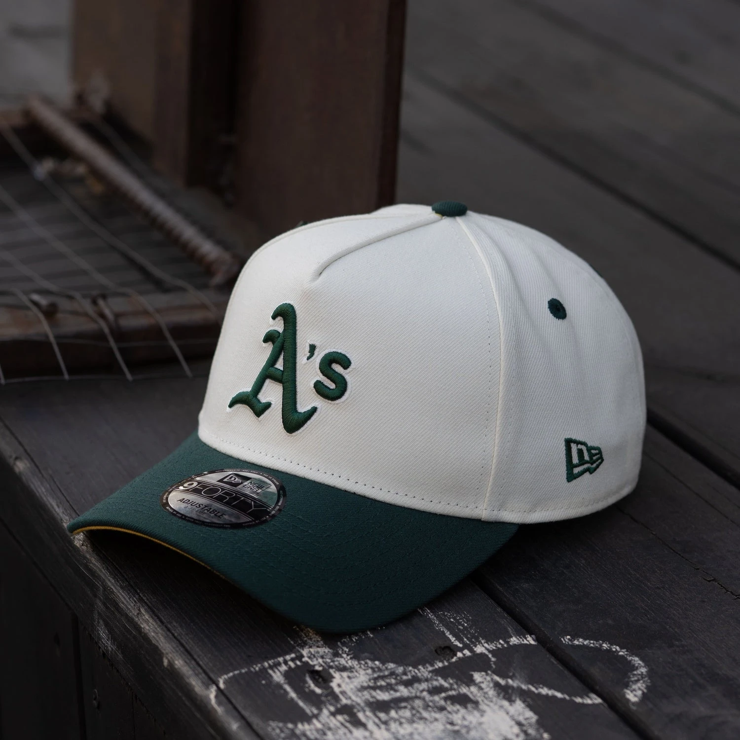 NEW ERA 9FORTY A-FRAME OAKLAND ATHLETICS WORLD SERIES 1989 TWO TONE / YELLOW UV SNAPBACK 4 NEW ERA 9FORTY A-FRAME OAKLAND ATHLETICS WORLD SERIES 1989 TWO TONE / YELLOW UV SNAPBACK - Image 2