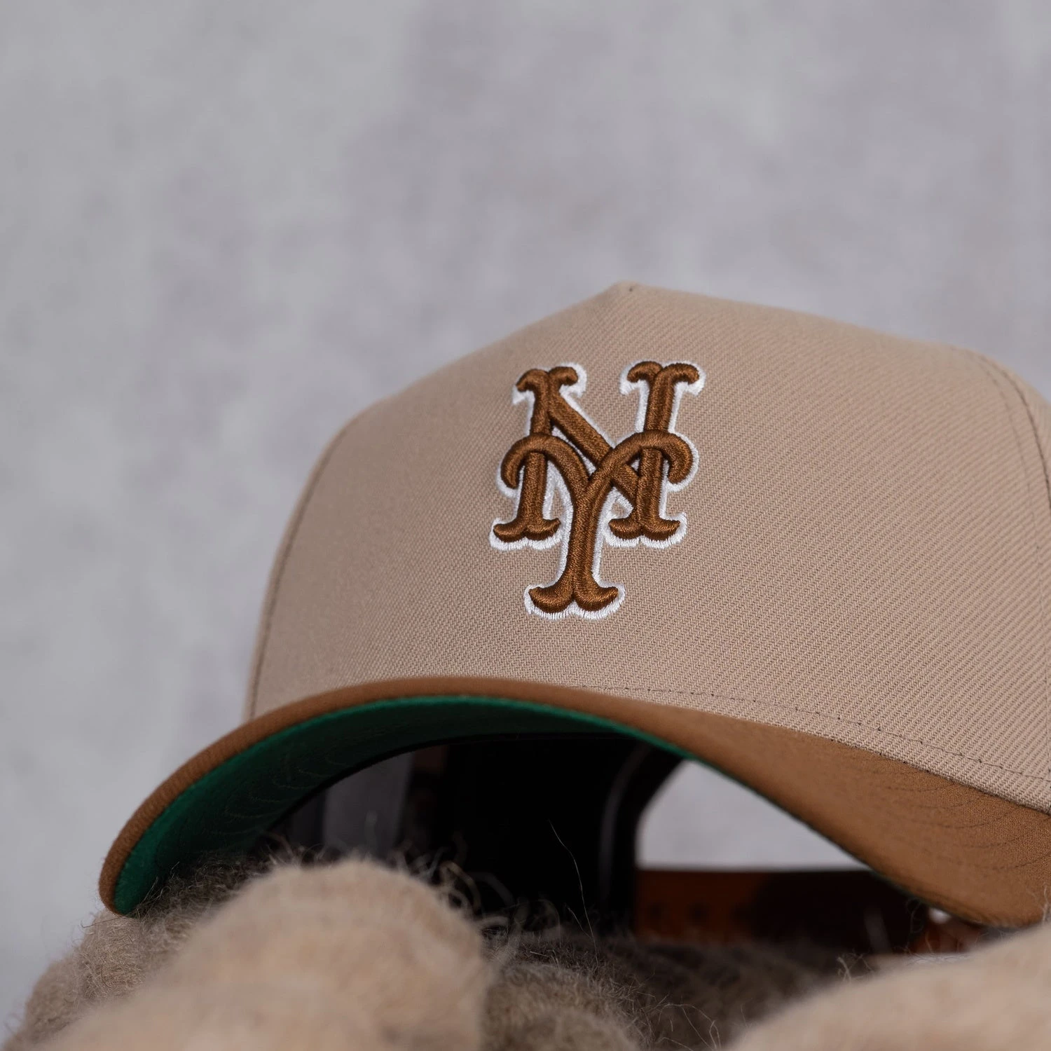 NEW ERA 9FORTY A-FRAME NEW YORK METS WORLD SERIES 1986 TWO TONE / KELLY GREEN UV SNAPBACK 7 NEW ERA 9FORTY A-FRAME NEW YORK METS WORLD SERIES 1986 TWO TONE / KELLY GREEN UV SNAPBACK - Image 5