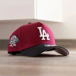 NEW ERA 9FORTY A-FRAME MLB LOS ANGELES DODGERS 100TH ANNIVERSARY TWO TONE / PINK UV SNAPBACK CAP