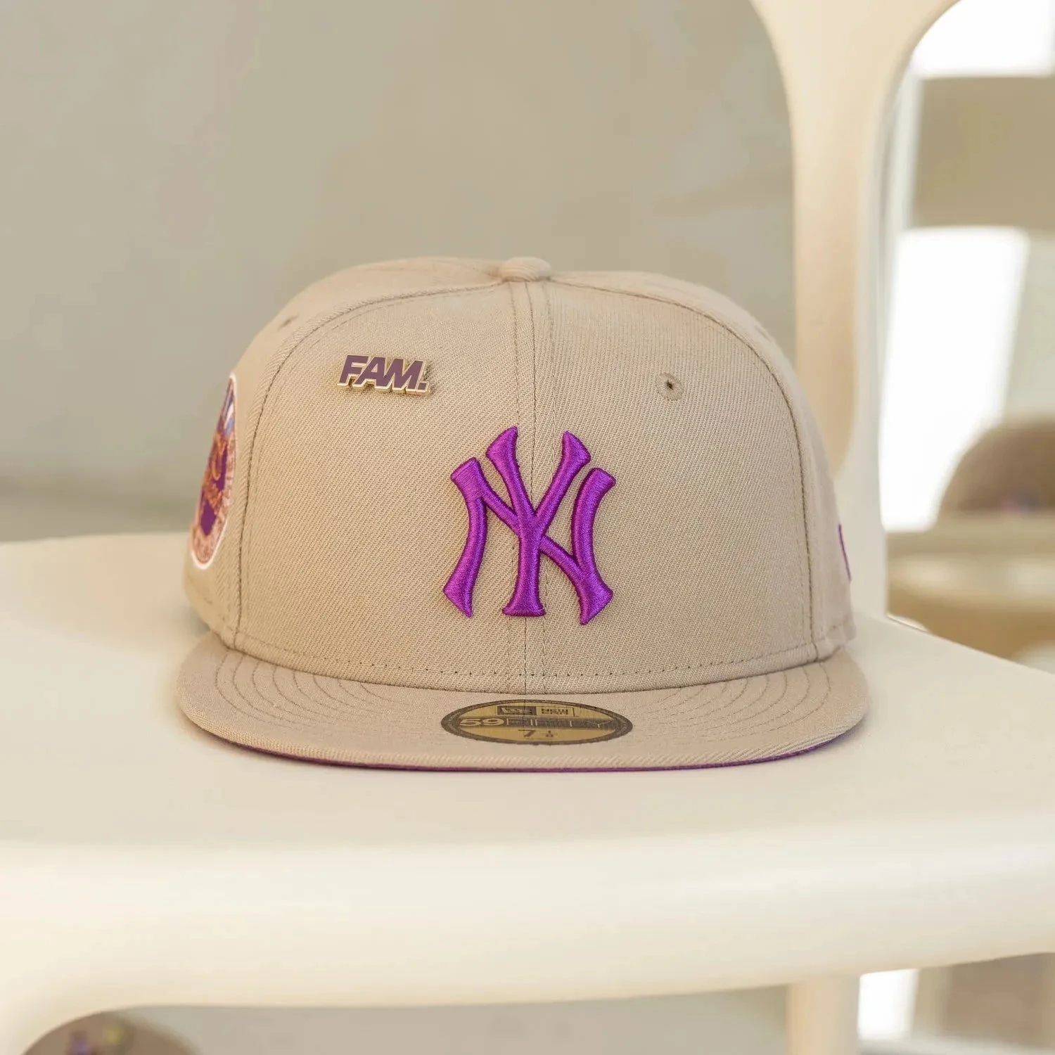 NEW ERA 59FIFTY MLB NEW YORK YANKEES WORLD SERIES 1962 CAMEL / SPARKLING GRAPE UV FITTED CAP 8 NEW ERA 59FIFTY MLB NEW YORK YANKEES WORLD SERIES 1962 CAMEL / SPARKLING GRAPE UV FITTED CAP - Image 6