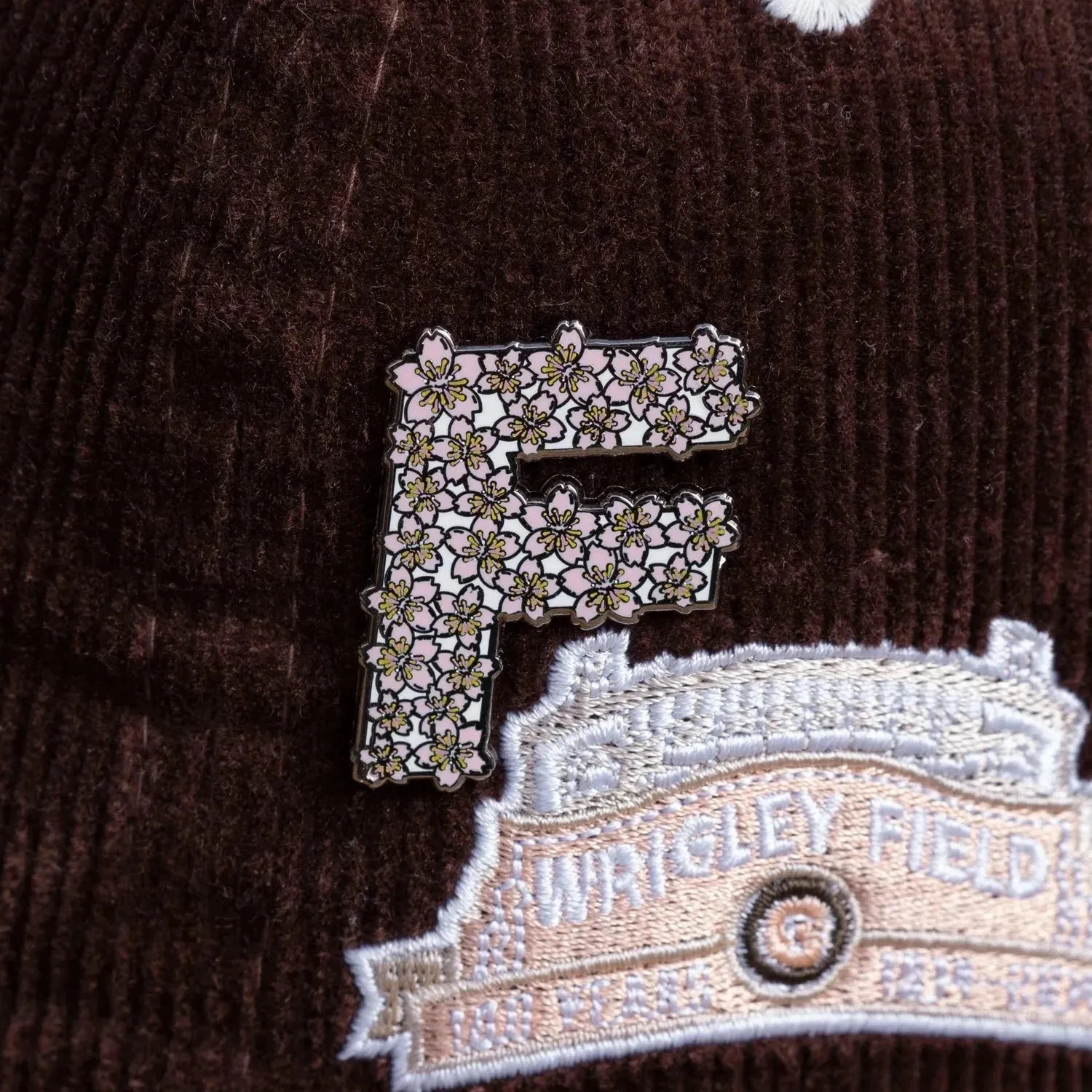 SAKURA F LOGO PIN 3 SAKURA F LOGO PIN