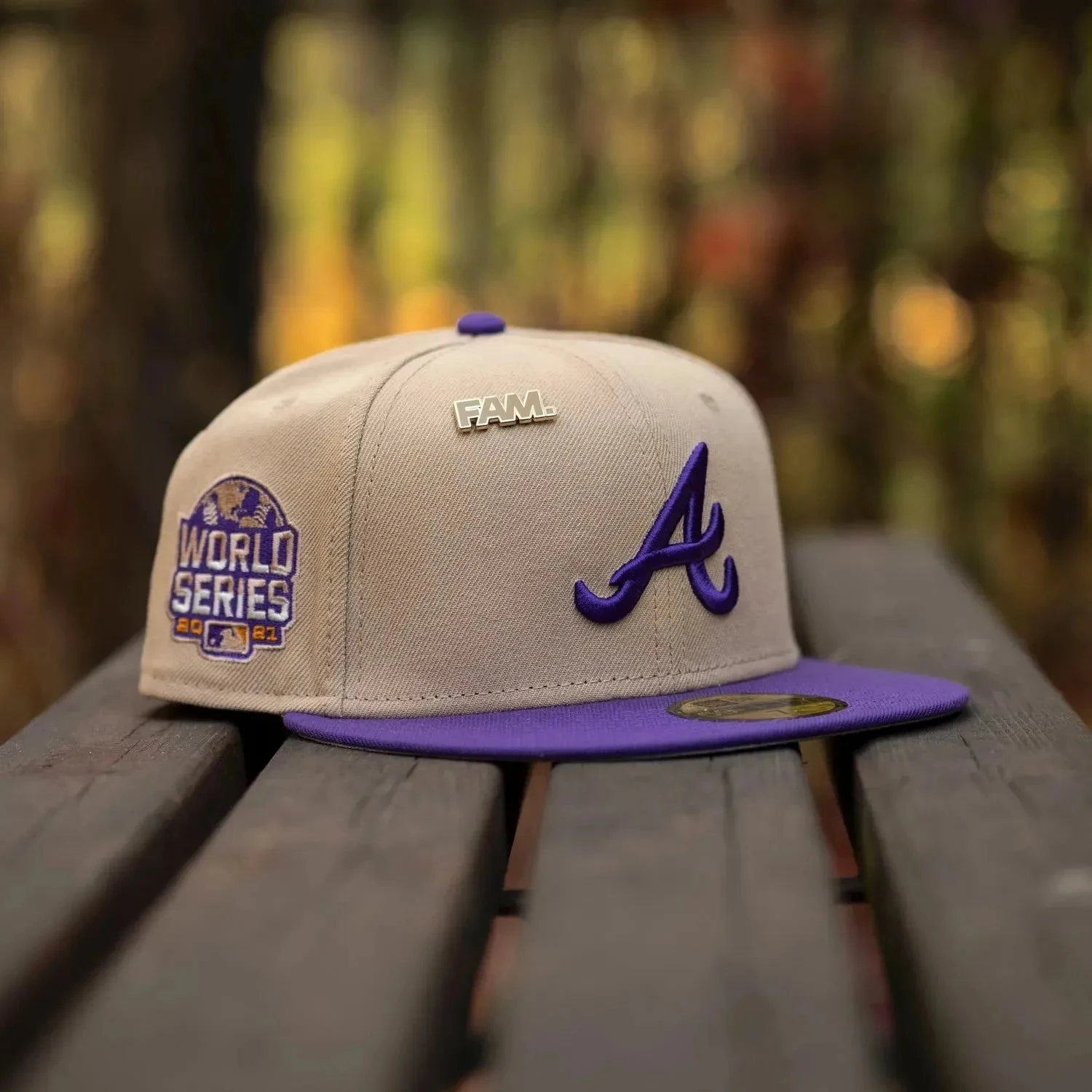 NEW ERA 59FIFTY MLB ATLANTA BRAVES WORLD SERIES 2021 TWO TONE / GREY UV FITTED CAP 9 NEW ERA 59FIFTY MLB ATLANTA BRAVES WORLD SERIES 2021 TWO TONE / GREY UV FITTED CAP - Image 7