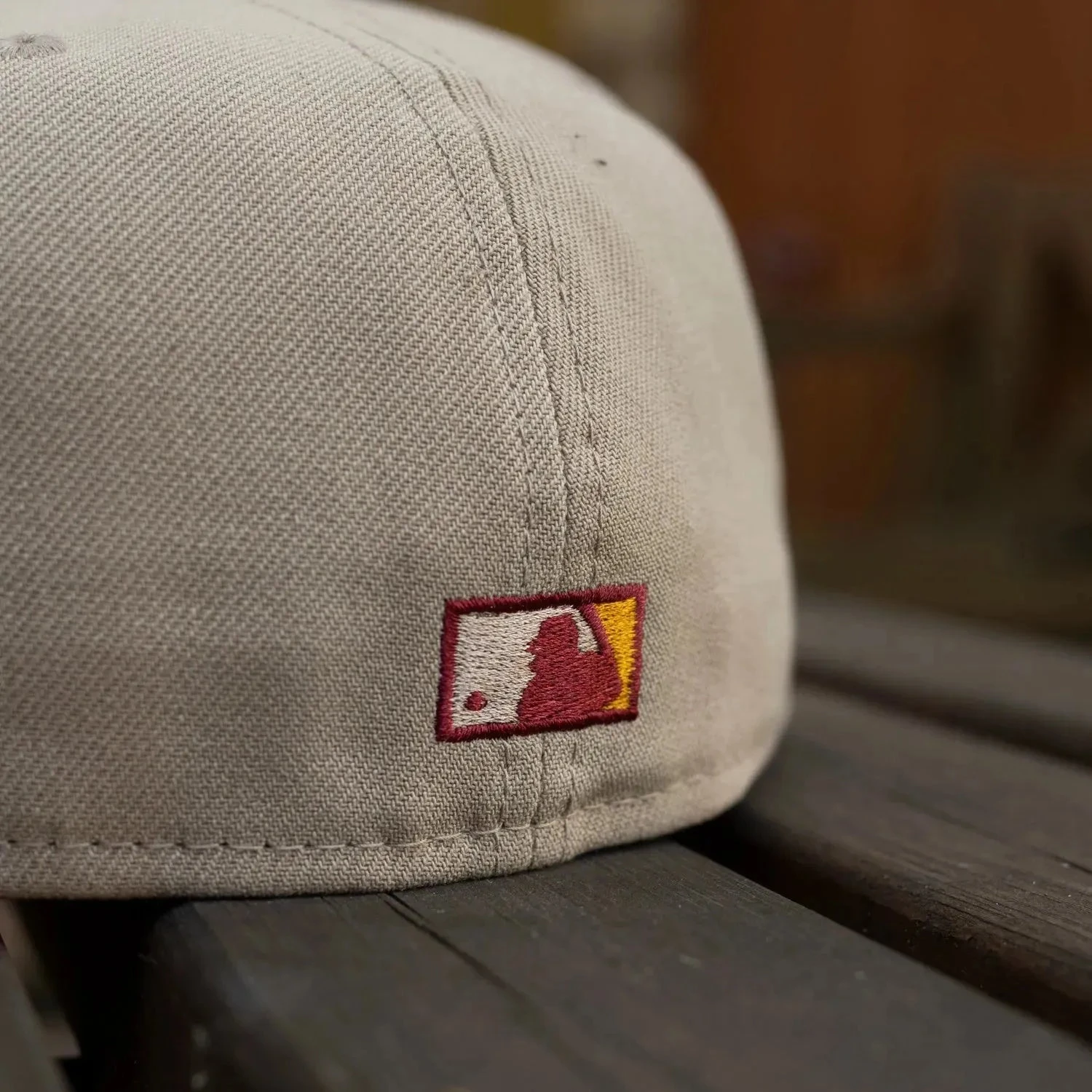 NEW ERA 59FIFTY MLB NEW YORK YANKEES SUBWAY SERIES 2000 TWO TONE / GREY UV FITTED CAP 8 NEW ERA 59FIFTY MLB NEW YORK YANKEES SUBWAY SERIES 2000 TWO TONE / GREY UV FITTED CAP - Image 6