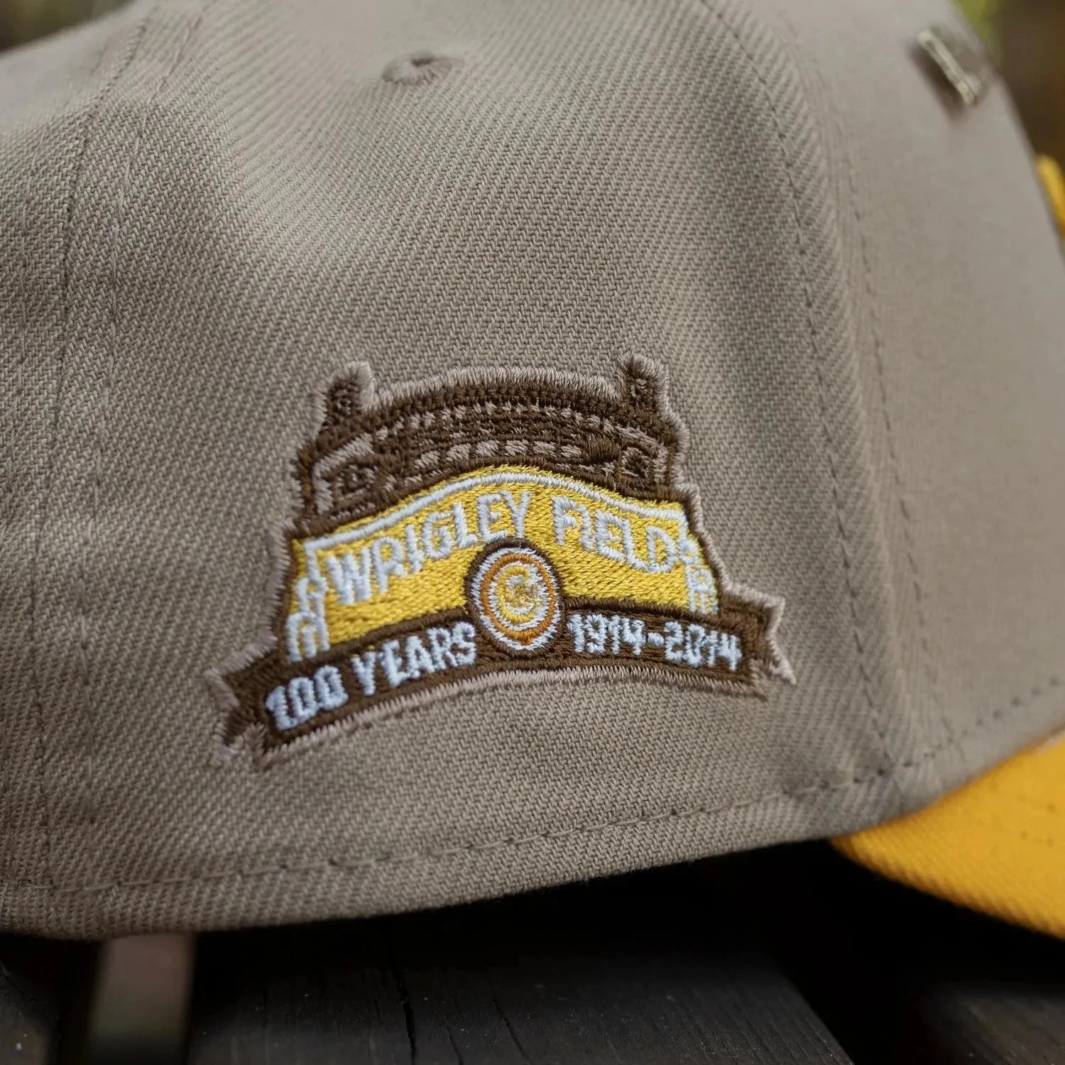 NEW ERA 9FORTY CHICAGO CUBS WRIGLEY FIELD TWO TONE / GREY UV TRUCKER 5 NEW ERA 9FORTY CHICAGO CUBS WRIGLEY FIELD TWO TONE / GREY UV TRUCKER - Image 3