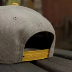 NEW ERA 9FORTY CHICAGO CUBS WRIGLEY FIELD TWO TONE / GREY UV TRUCKER 12 NEW ERA 9FORTY CHICAGO CUBS WRIGLEY FIELD TWO TONE / GREY UV TRUCKER -Headwear store P9260278