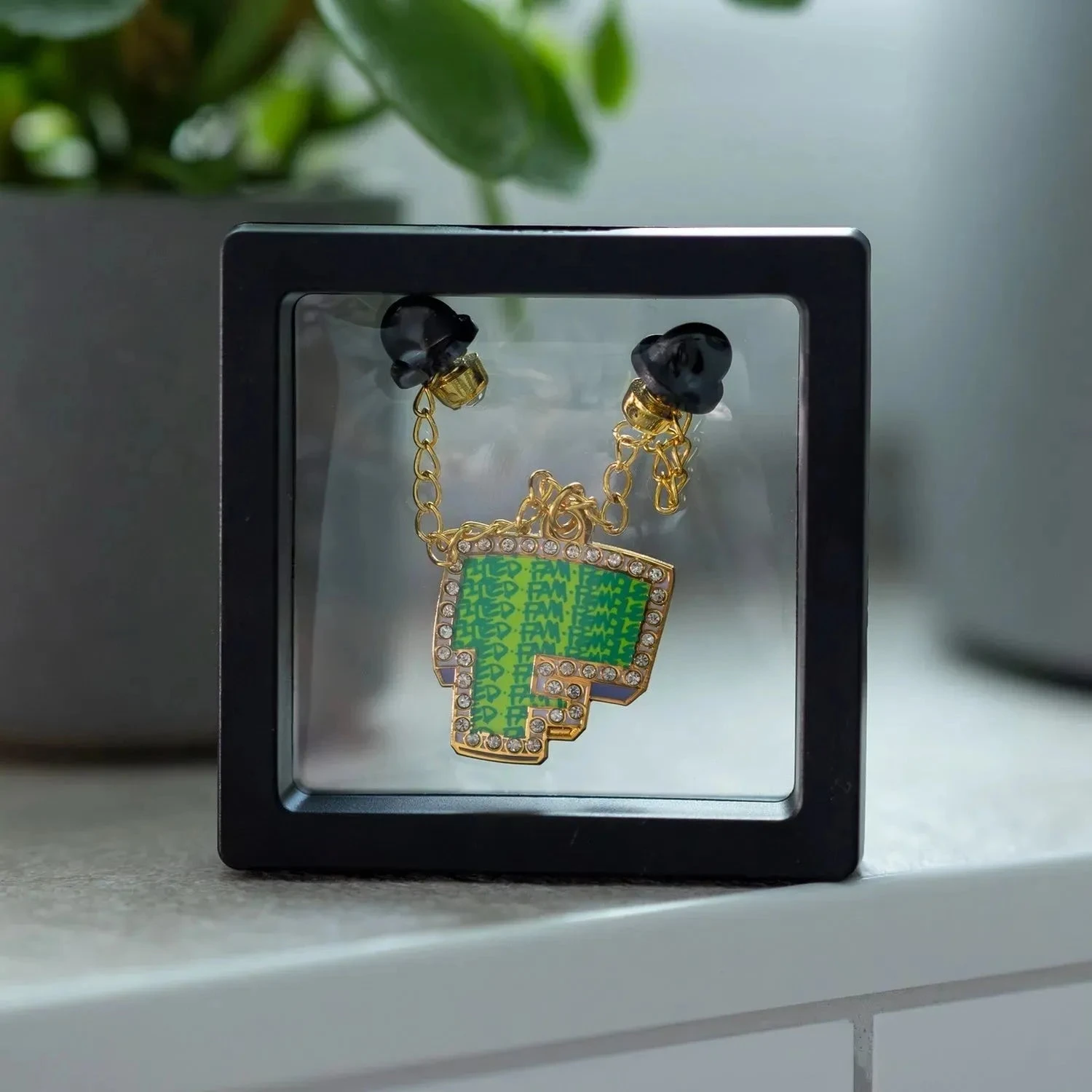 EMAK X FAM CHAIN GOLD 4 EMAK X FAM CHAIN GOLD - Image 2