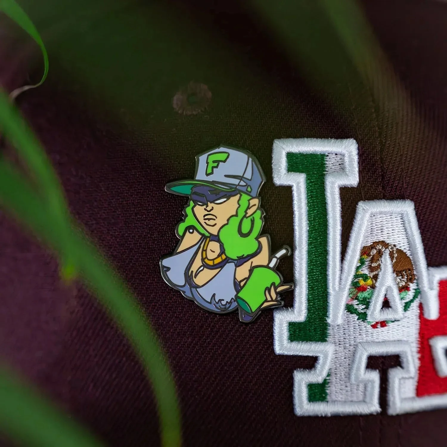 EMAK X FAM GIRL 3 EMAK X FAM GIRL