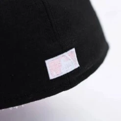 NEW ERA 59FIFTY MLB NEW YORK YANKEES WORLD SERIES 2000 BLACK / PINK UV FITTED CAP 13 NEW ERA 59FIFTY MLB NEW YORK YANKEES WORLD SERIES 2000 BLACK / PINK UV FITTED CAP -Headwear store PC060668
