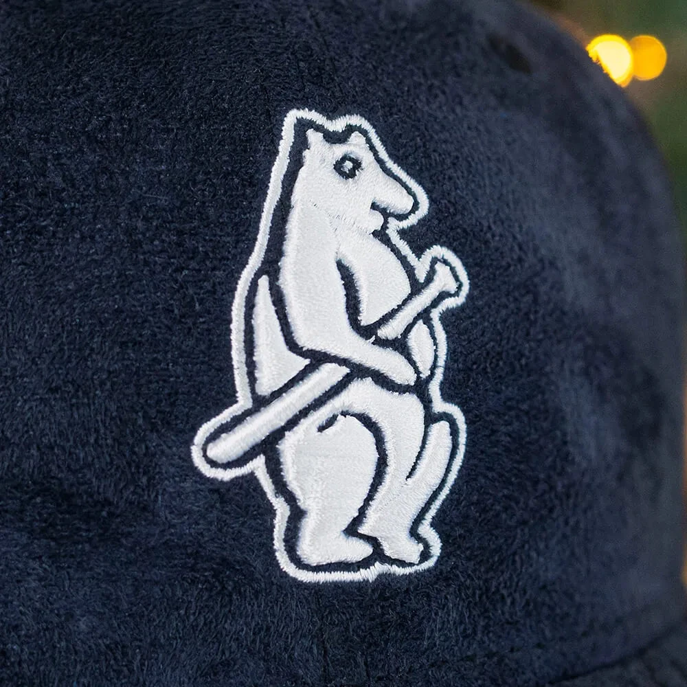 NEW ERA 59FIFTY MLB CHICAGO CUBS 1908 LOGO NAVY FAUX SUEDE / GREEN UV FITTED CAP 7 NEW ERA 59FIFTY MLB CHICAGO CUBS 1908 LOGO NAVY FAUX SUEDE / GREEN UV FITTED CAP - Image 5