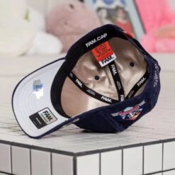 FAM.CAP SNAPBACK "P" CAP 4TH ANNIVERSARY NAVY CORDUROY / GREY UV 17 FAM.CAP SNAPBACK "P" CAP 4TH ANNIVERSARY NAVY CORDUROY / GREY UV -Headwear store PC190390