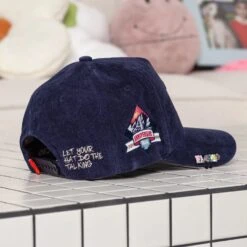 FAM.CAP SNAPBACK "P" CAP 4TH ANNIVERSARY NAVY CORDUROY / GREY UV 19 FAM.CAP SNAPBACK "P" CAP 4TH ANNIVERSARY NAVY CORDUROY / GREY UV -Headwear store PC190488